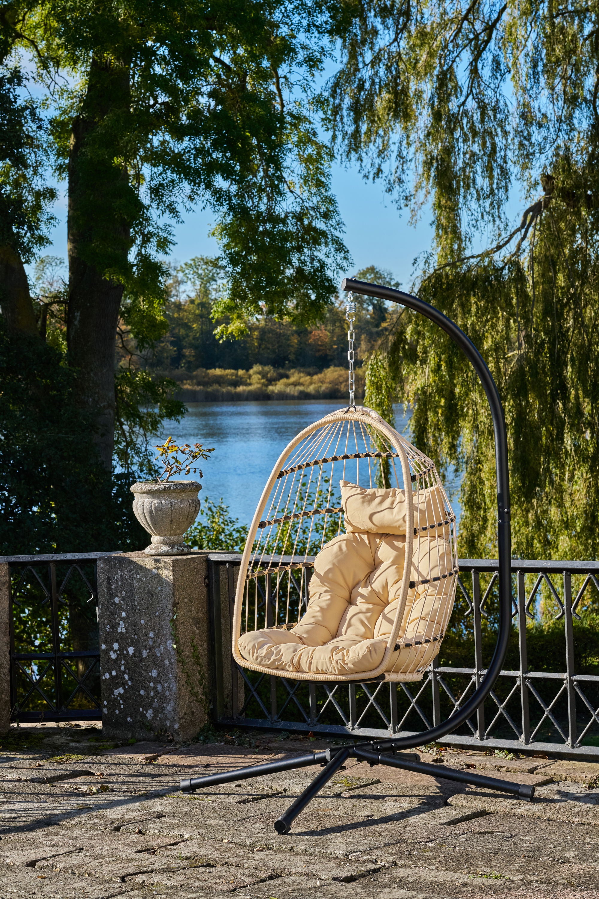 Patras Hanging Chair - Hanging chair, steel stand, foldable seat, incl.cushions, natural/black<br>195x117x107 cm